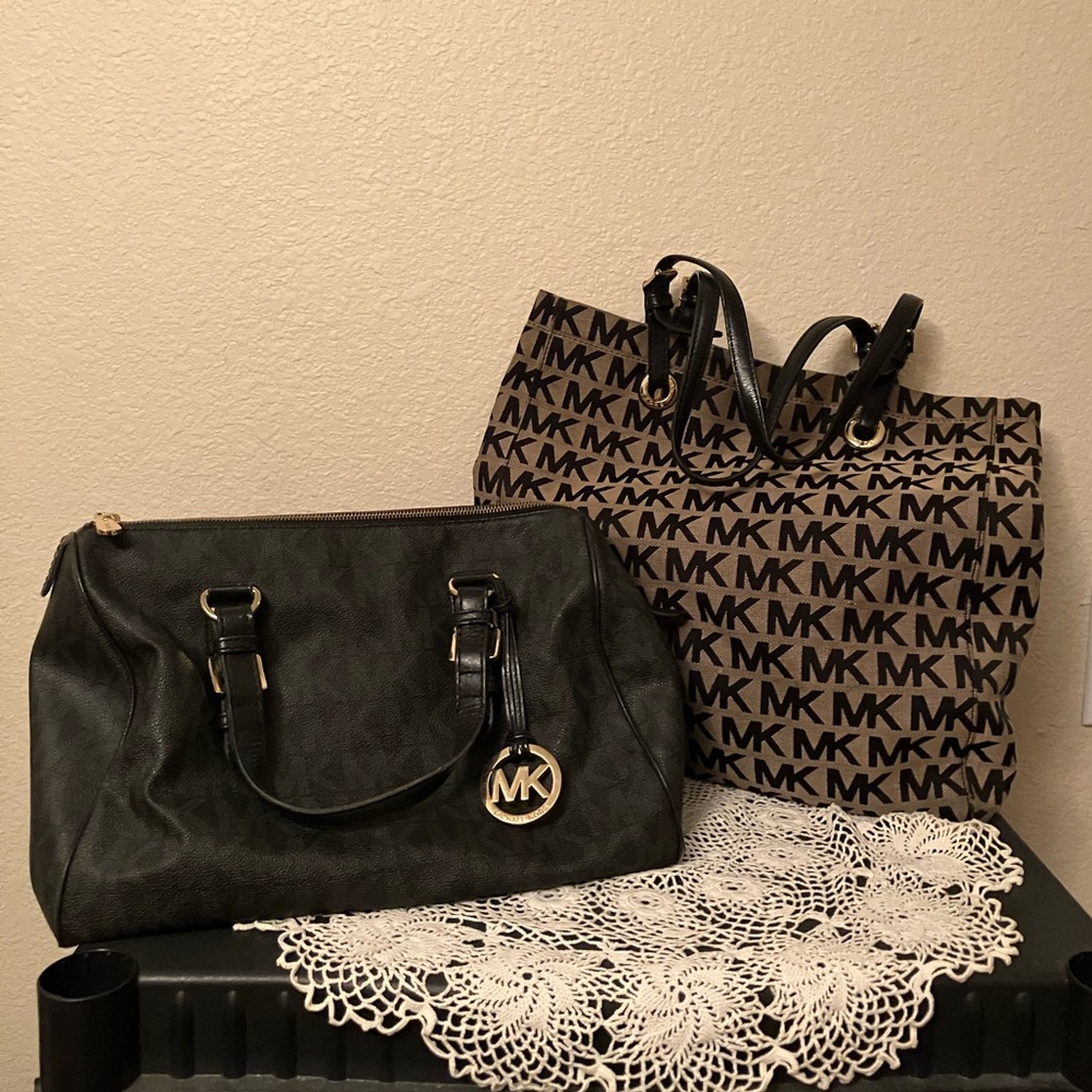 Michael Kors Purse Bundle